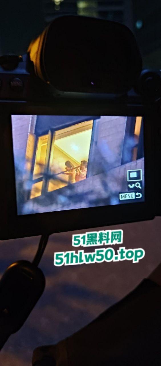 广州萤火虫漫展是好文明【荞麦甜甜茶】D座江边不拉窗帘激战,上万人围观拍照完整视频流出! 第3张 广州萤火虫漫展是好文明【荞麦甜甜茶】D座江边不拉窗帘激战,上万人围观拍照完整视频流出! 第3张