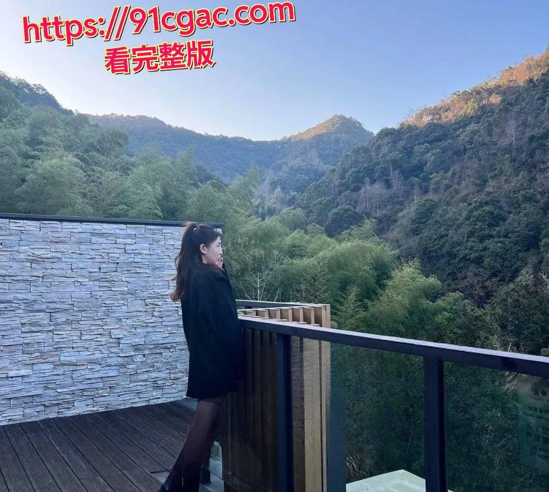 “你的老婆我帮你操” 超变态的绿帽癖玩法 强迫绿帽奴看着娇妻在胯下呻吟  第1张