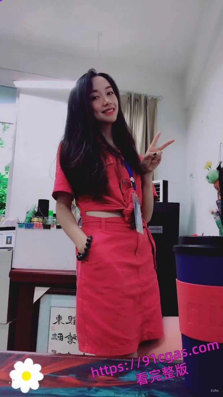 重庆沙坪坝区女干部徐艳霞惊爆不雅视频 被领导无套狂干被曝舔功了得睡遍官场! 第6张 重庆沙坪坝区女干部徐艳霞惊爆不雅视频 被领导无套狂干被曝舔功了得睡遍官场! 第6张