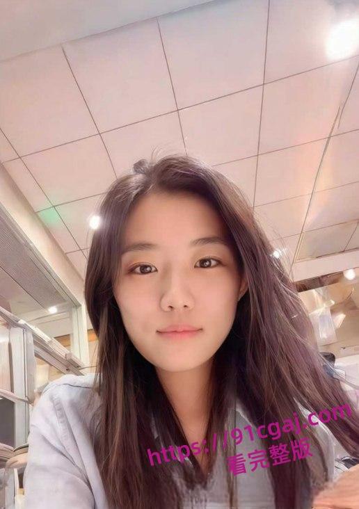 云南省红河州政府的工作人员 夏颖 大量不雅艳照视频泄密 私下淫荡反差尺度惊人! 第1张 云南省红河州政府的工作人员 夏颖 大量不雅艳照视频泄密 私下淫荡反差尺度惊人! 第1张