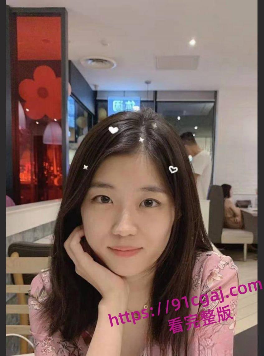 云南省红河州政府的工作人员 夏颖 大量不雅艳照视频泄密 私下淫荡反差尺度惊人! 第2张 云南省红河州政府的工作人员 夏颖 大量不雅艳照视频泄密 私下淫荡反差尺度惊人! 第2张