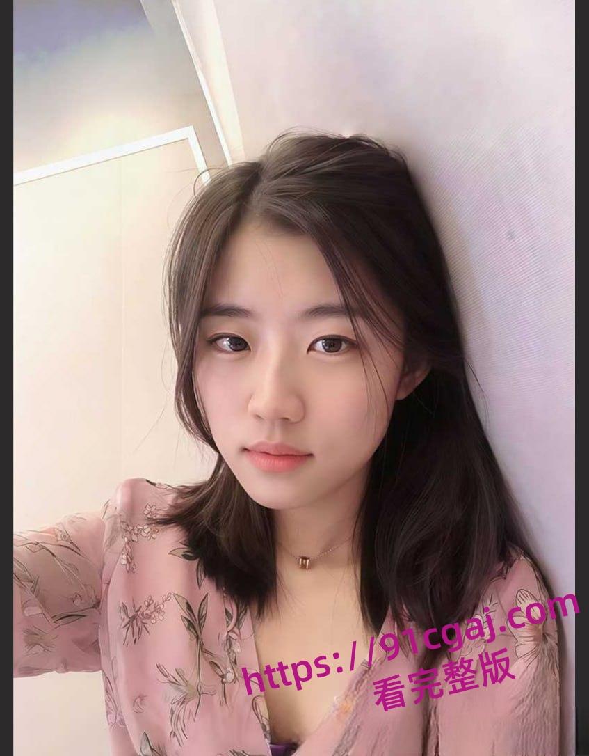 云南省红河州政府的工作人员 夏颖 大量不雅艳照视频泄密 私下淫荡反差尺度惊人! 第3张 云南省红河州政府的工作人员 夏颖 大量不雅艳照视频泄密 私下淫荡反差尺度惊人! 第3张