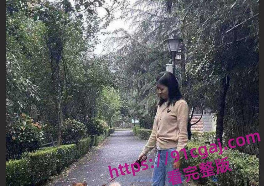 云南省红河州政府的工作人员 夏颖 大量不雅艳照视频泄密 私下淫荡反差尺度惊人! 第6张 云南省红河州政府的工作人员 夏颖 大量不雅艳照视频泄密 私下淫荡反差尺度惊人! 第6张