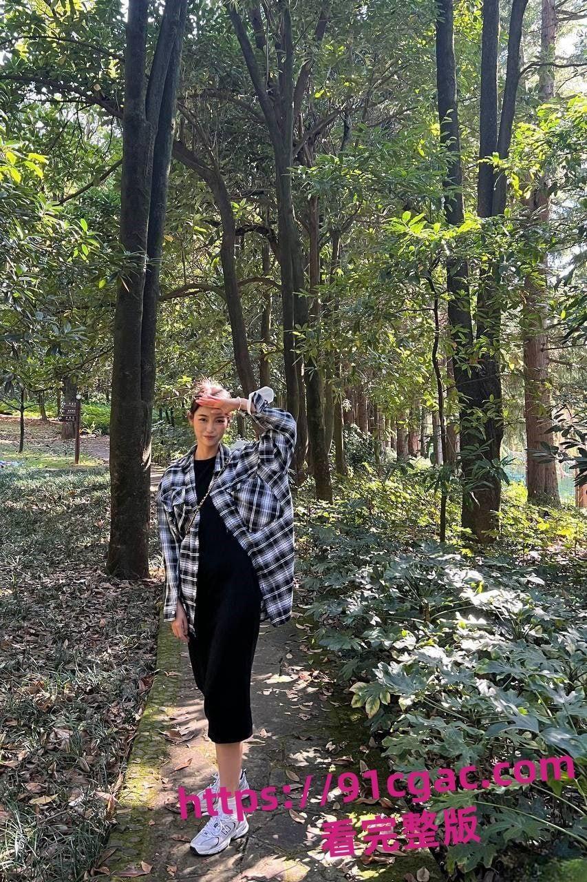 云南昆明高校周闫妮应聘时尚杂志模特遭变态面试官猥亵全裸出镜看硬了! 第6张 云南昆明高校周闫妮应聘时尚杂志模特遭变态面试官猥亵全裸出镜看硬了! 第6张