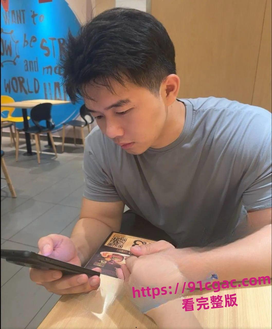 省广集团HR魏嘉欣出轨小鲜肉同事!偷情截图满天飞 第6张 省广集团HR魏嘉欣出轨小鲜肉同事!偷情截图满天飞 第6张