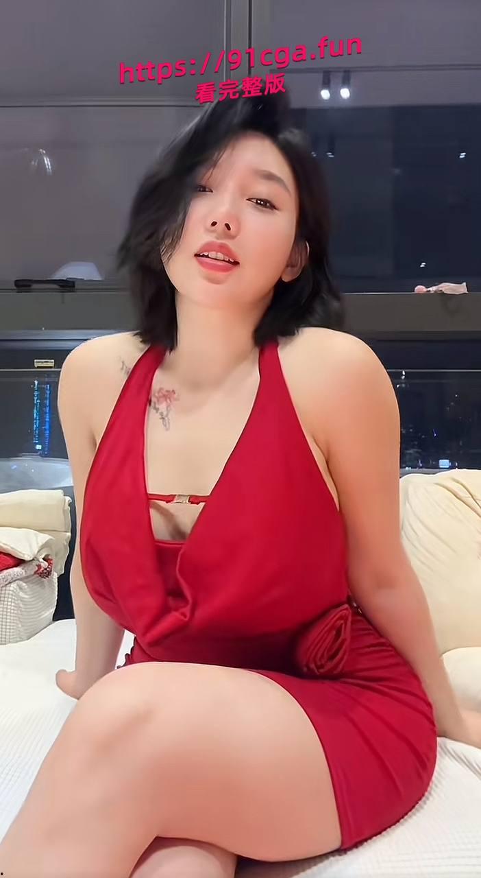 抖音千万粉大尺度女模网红 教母eliy 性感肥臀纹身BBW骚少妇(私房版) 第2张 抖音千万粉大尺度女模网红 教母eliy 性感肥臀纹身BBW骚少妇(私房版) 第2张