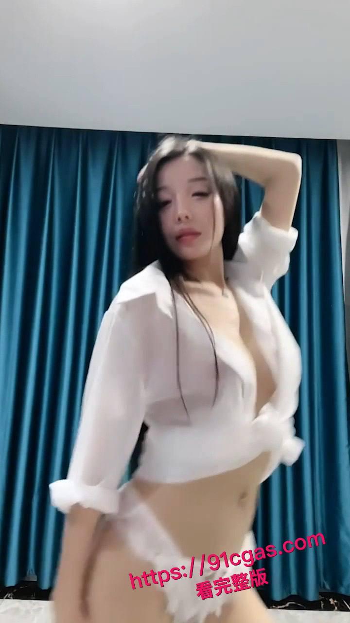 高颜值御姐黎巴拉，气质优雅却暗藏火辣本性！  第3张