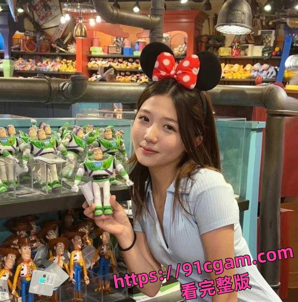 浙江财经大学清纯校花级女神李书妍风格多变可欲可甜人美逼遭罪  第1张