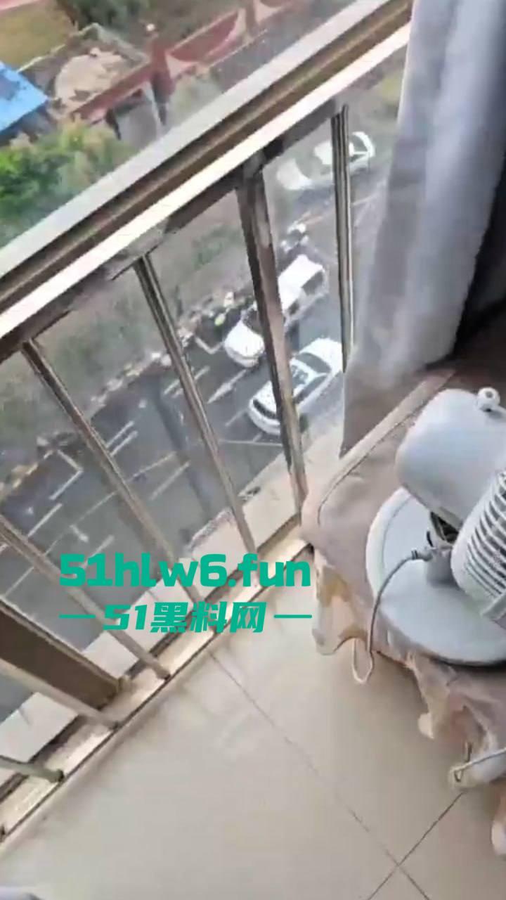 江苏徐州男子跳楼自杀,花重金娶的河南籍老婆婚后出轨被发现,变卖了男子的财产想不通。 第4张 江苏徐州男子跳楼自杀,花重金娶的河南籍老婆婚后出轨被发现,变卖了男子的财产想不通。 第4张