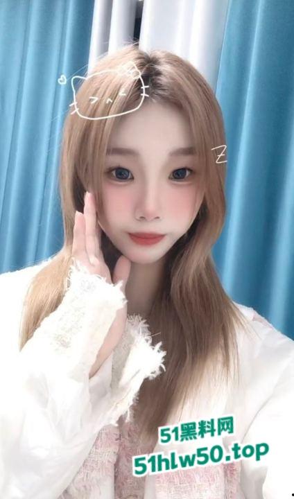 大连长腿嫩妹【乔珊珊】19岁的性感学生妹，网上约炮放飞自我被炮友渣男曝光！  第1张