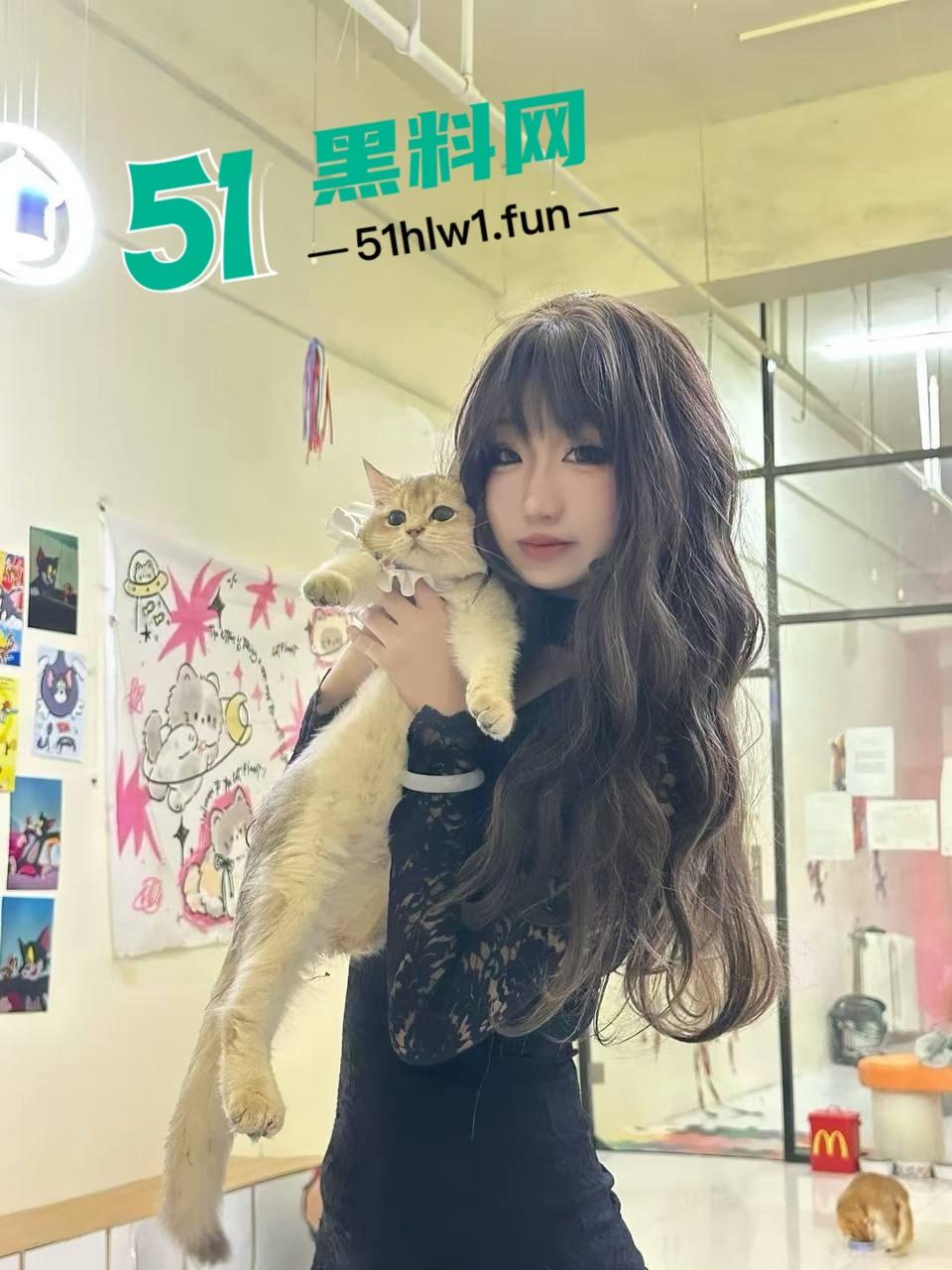 沈阳高颜值女大学生【刘欣语】大尺度视频合集，大量淫荡发骚视频惨遭金主曝光。  第1张