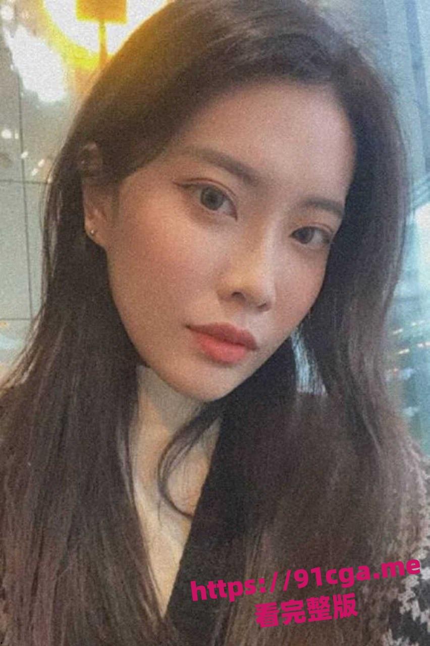 大连艺术学院舞蹈老师崔莹莹 跟学生偷情被曝光! 第1张 大连艺术学院舞蹈老师崔莹莹 跟学生偷情被曝光! 第1张