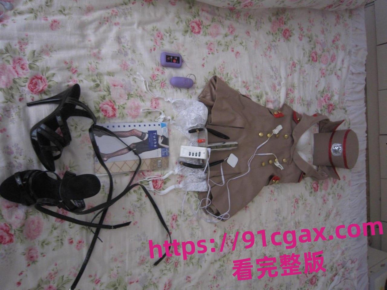 紫竹玲2012四川成都艺术学院大二女神制服捆绑私密视频流出  第2张