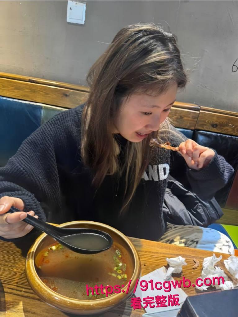 山东青岛城阳区李萱婷 极品反差婊与炮友居家激情狂欢 性感红色情趣诱惑 翘臀被后入爆操内射高潮! 第2张 山东青岛城阳区李萱婷 极品反差婊与炮友居家激情狂欢 性感红色情趣诱惑 翘臀被后入爆操内射高潮! 第2张