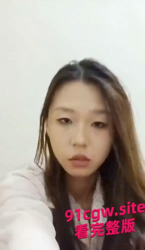 广东嫩妹曾静雯 还不上裸贷被曝光抵押视频#曾静雯 #广东 #嫩妹 #裸贷  第1张