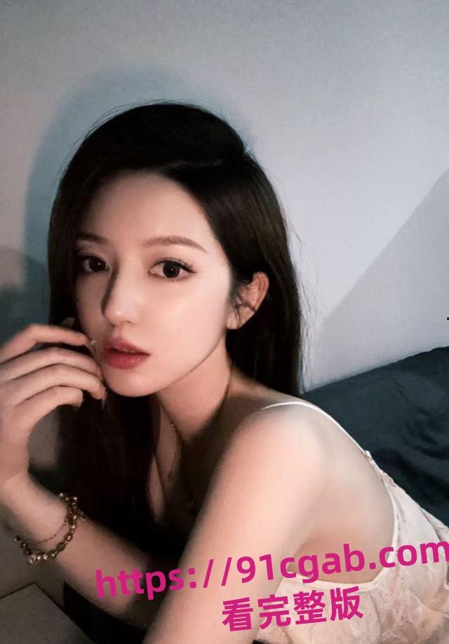 成都抖音美人主播高洁被金主爸爸花五万块包了半月,该玩的都玩了 第4张 成都抖音美人主播高洁被金主爸爸花五万块包了半月,该玩的都玩了 第4张