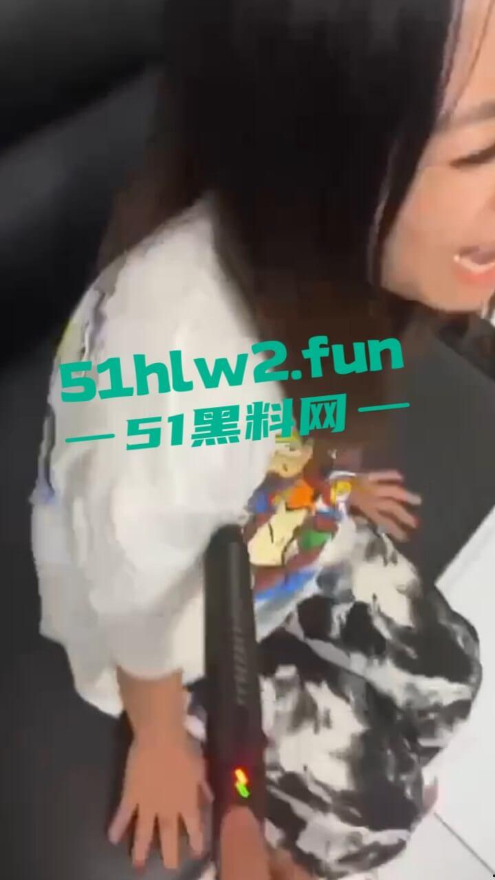 园区猪仔真实近况，绑架后只有受虐的份，电击殴打口吐鲜血境外没有高薪工作，只有无尽的折磨。  第1张