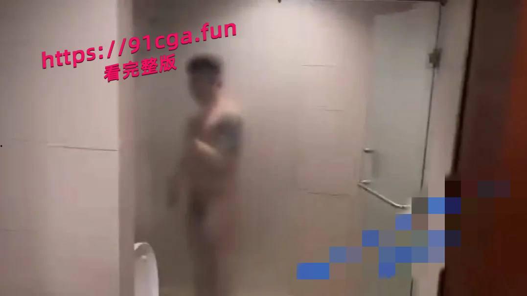 炸裂 聚众淫乱被抓 清一色男男 小小的房间里能有二三十号人! #男性聚众淫乱 第4张 炸裂 聚众淫乱被抓 清一色男男 小小的房间里能有二三十号人! #男性聚众淫乱 第4张