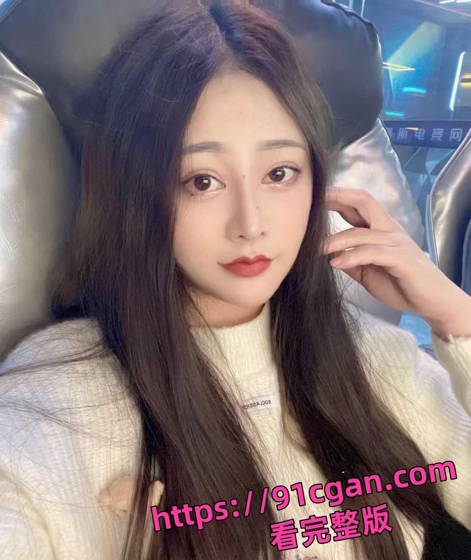 广东深圳龙岗五和酒吧DJ小赛 台上热舞撩人 台下私生活狂野 第2张 广东深圳龙岗五和酒吧DJ小赛 台上热舞撩人 台下私生活狂野 第2张