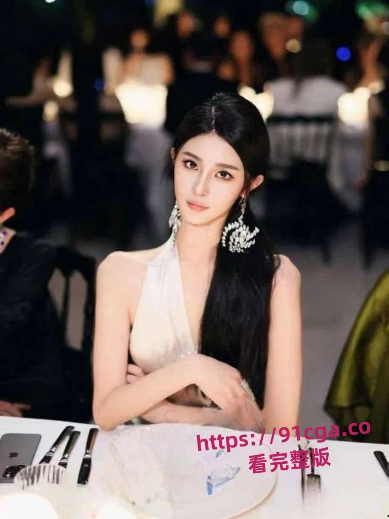 国际绝美超模秦冉 潜规则跪地口交吞精 第一视角欣赏女神淫态 第2张 国际绝美超模秦冉 潜规则跪地口交吞精 第一视角欣赏女神淫态 第2张