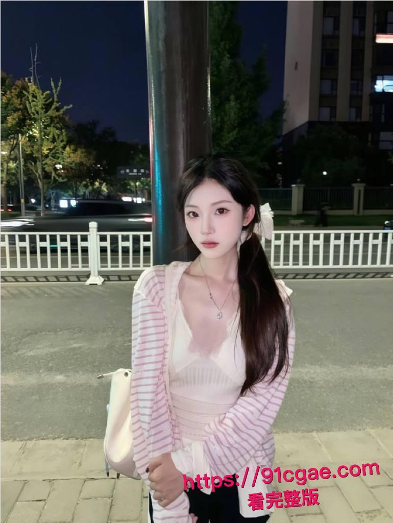 陕西科技职业技术学院李娇被男友爆操射满肥臀!后入狂欢屁股扇的红肿,终极黑料震撼全网! 第8张 陕西科技职业技术学院李娇被男友爆操射满肥臀!后入狂欢屁股扇的红肿,终极黑料震撼全网! 第8张