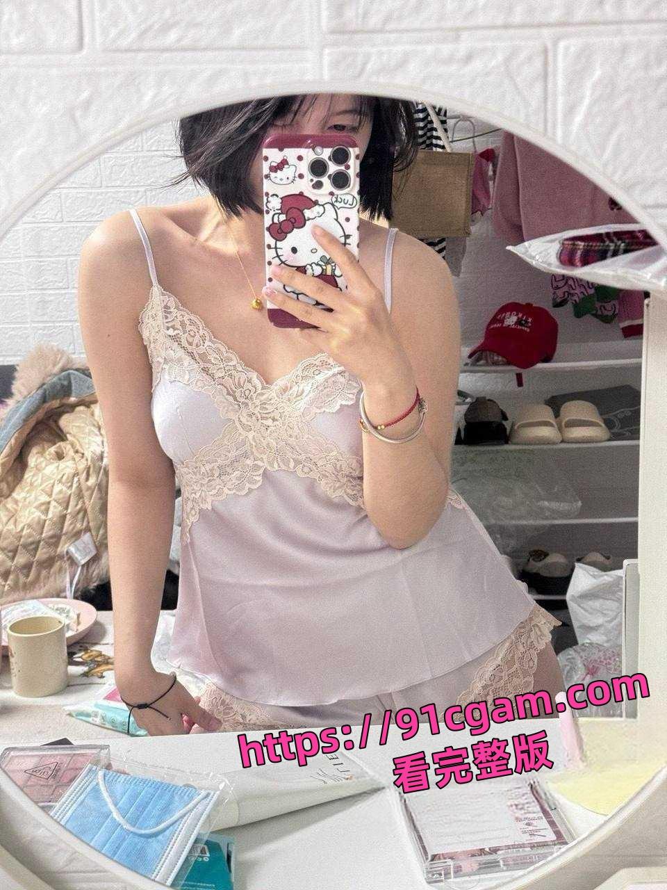 歌手旺小乔蒙面演唱会引热议早期露脸照爆出 不仅威胁员工还被男友爆出私密照! 第21张 歌手旺小乔蒙面演唱会引热议早期露脸照爆出 不仅威胁员工还被男友爆出私密照! 第21张