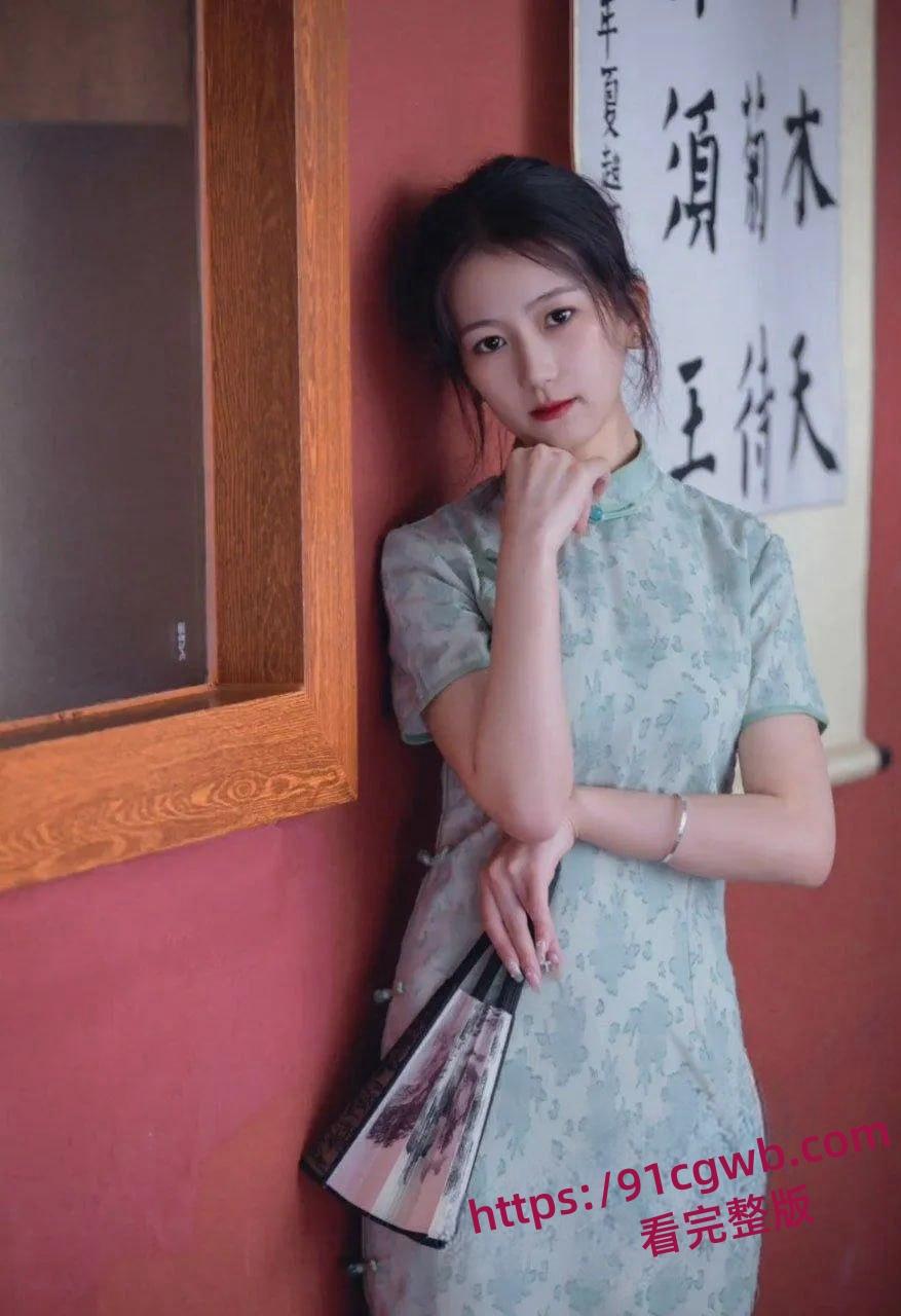 辽宁大学旗袍小母狗徐雪晗给男友足交 肥臀上位疯狂摇摆视频曝光 第5张 辽宁大学旗袍小母狗徐雪晗给男友足交 肥臀上位疯狂摇摆视频曝光 第5张