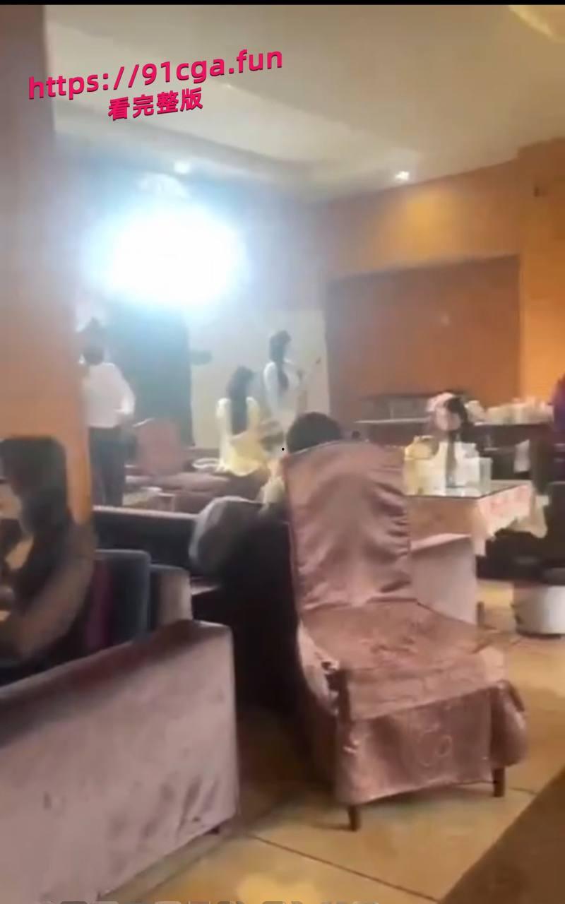 四川绵阳青龙舞厅探店记:艺术生兼职,舞厅不跳舞,纯选人带走干快餐! 第3张 四川绵阳青龙舞厅探店记:艺术生兼职,舞厅不跳舞,纯选人带走干快餐! 第3张