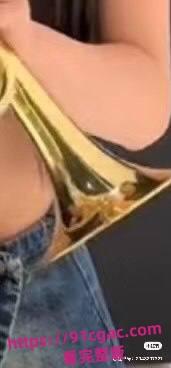 “师娘在打黑神话悟空”三只羊乔妹视频背景音增强，叫床声听的很清楚！  第2张