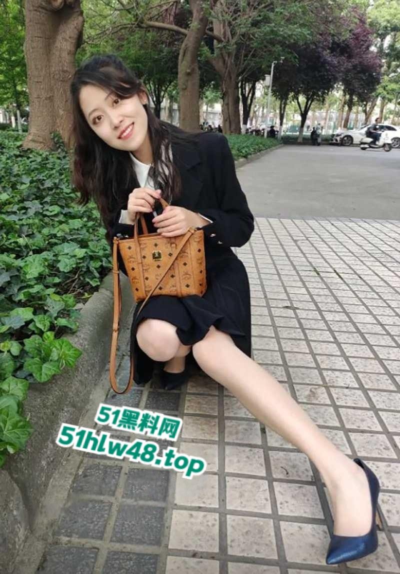 南京大学艺术学院,大三学姐【杨豆豆】成熟的气质女神,背地里约炮成瘾背着男友偷情被发现曝光。 第4张 南京大学艺术学院,大三学姐【杨豆豆】成熟的气质女神,背地里约炮成瘾背着男友偷情被发现曝光。 第4张