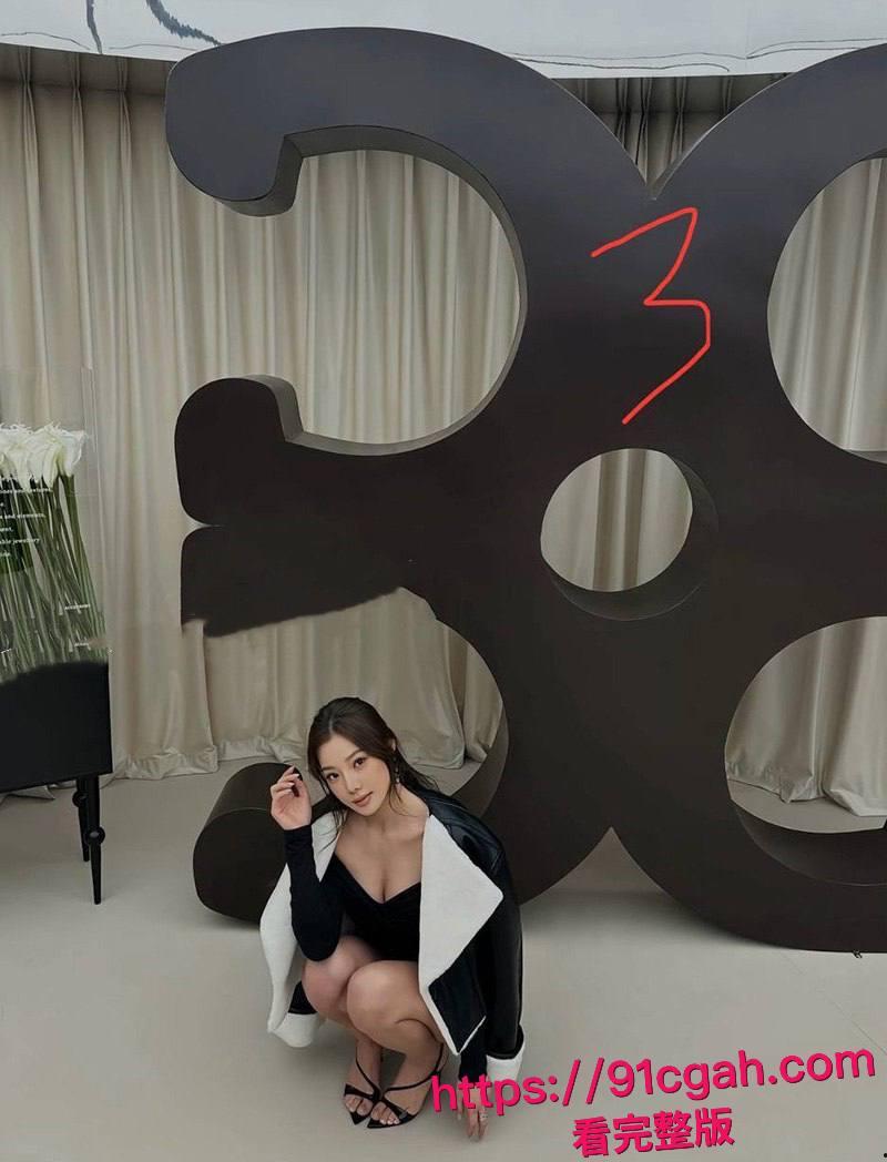 抖音女网红 Yuri睿哥 网上哭诉男友陈观宇出轨 不仅在自己床上啪啪 还自拍性爱视频 小三骚逼被干的潮喷 第9张 抖音女网红 Yuri睿哥 网上哭诉男友陈观宇出轨 不仅在自己床上啪啪 还自拍性爱视频 小三骚逼被干的潮喷 第9张