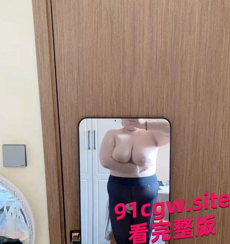 河北护士S嘉嘉爱睡觉BBW坦克女神私拍第二弹 第3张 河北护士S嘉嘉爱睡觉BBW坦克女神私拍第二弹 第3张
