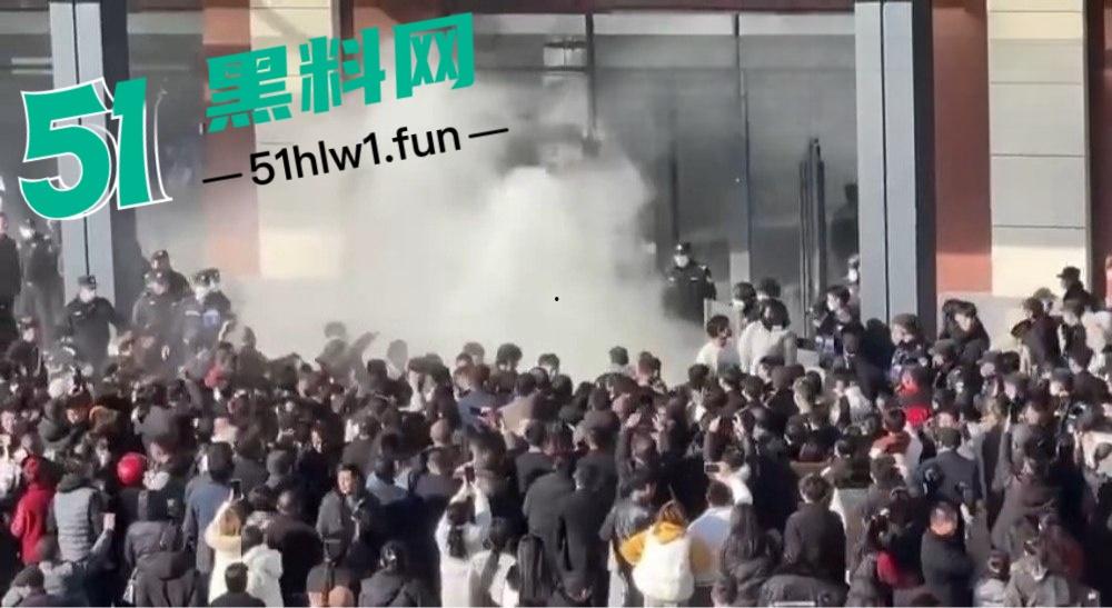 蒲城职校坠亡男生事件发酵,知情人爆料重重疑点,官方表态排除刑案,网友却不买账! 第10张 蒲城职校坠亡男生事件发酵,知情人爆料重重疑点,官方表态排除刑案,网友却不买账! 第10张