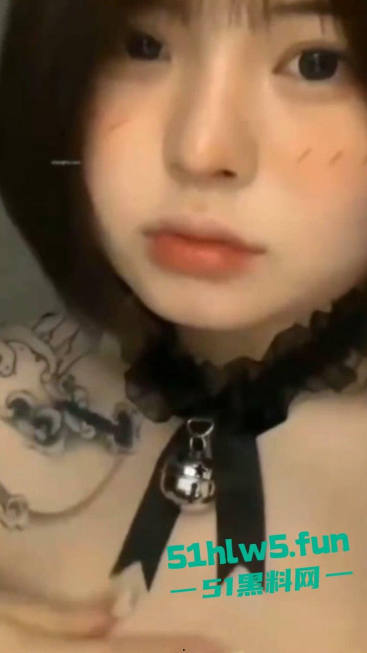 抖音大奶网红【小鱼干哈捏】身材微胖的丰满女神居家道具自慰玩穴,结果视频被粉丝疯传。 第9张 抖音大奶网红【小鱼干哈捏】身材微胖的丰满女神居家道具自慰玩穴,结果视频被粉丝疯传。 第9张