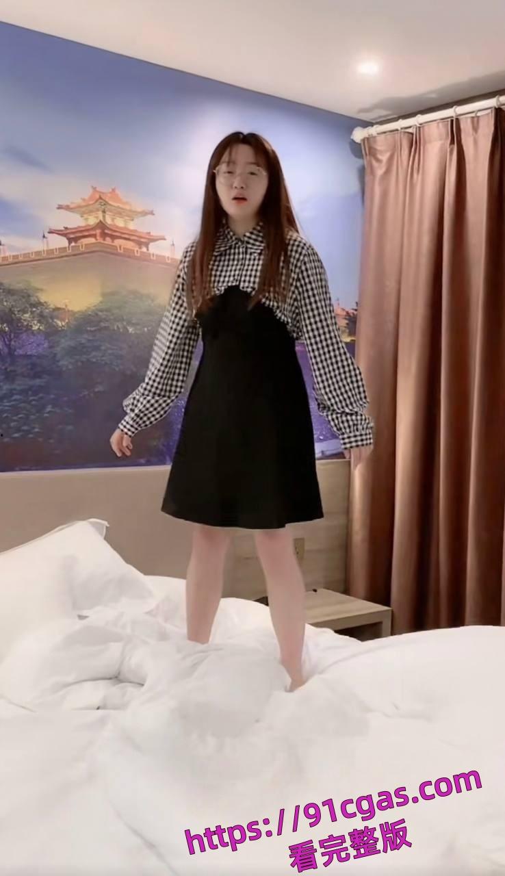 抖音阜阳58w粉丝网红赵小娜不雅视频流出 与单男酒店激情床战视频 实锤本人无疑！  第3张