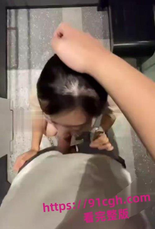 江苏苏州奔驰4S店女销售『李曦』为业绩献身!制服诱惑酒店激战客户视频流出 第3张 江苏苏州奔驰4S店女销售『李曦』为业绩献身!制服诱惑酒店激战客户视频流出 第3张