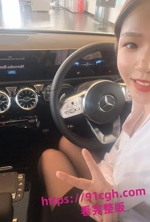 江苏苏州奔驰4S店女销售『李曦』为业绩献身!制服诱惑酒店激战客户视频流出 第5张 江苏苏州奔驰4S店女销售『李曦』为业绩献身!制服诱惑酒店激战客户视频流出 第5张