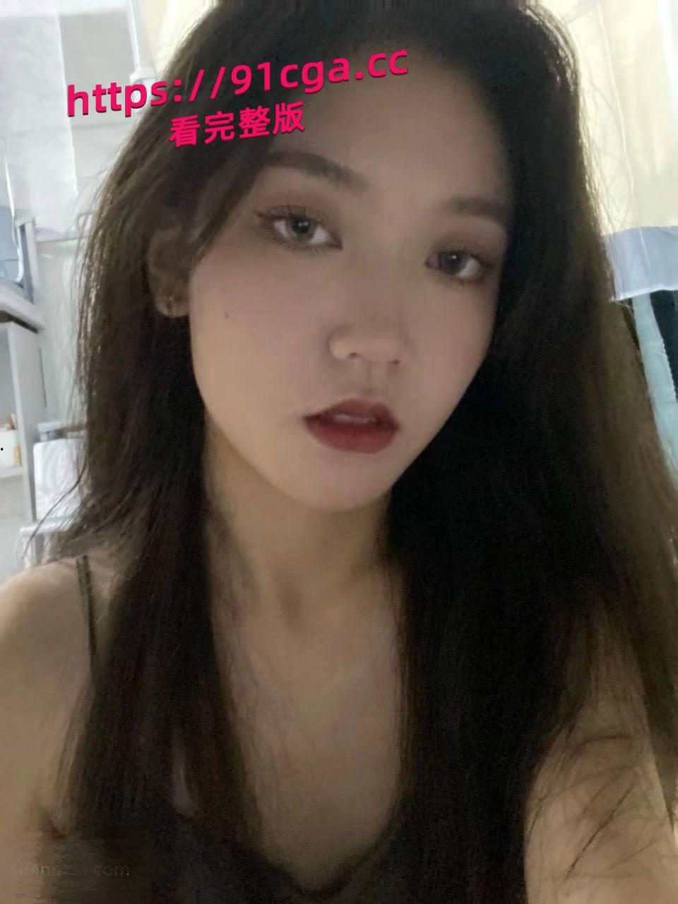 黄发漂亮反差婊肖利琴背着男朋友出去约炮被录制视频威胁，  第3张