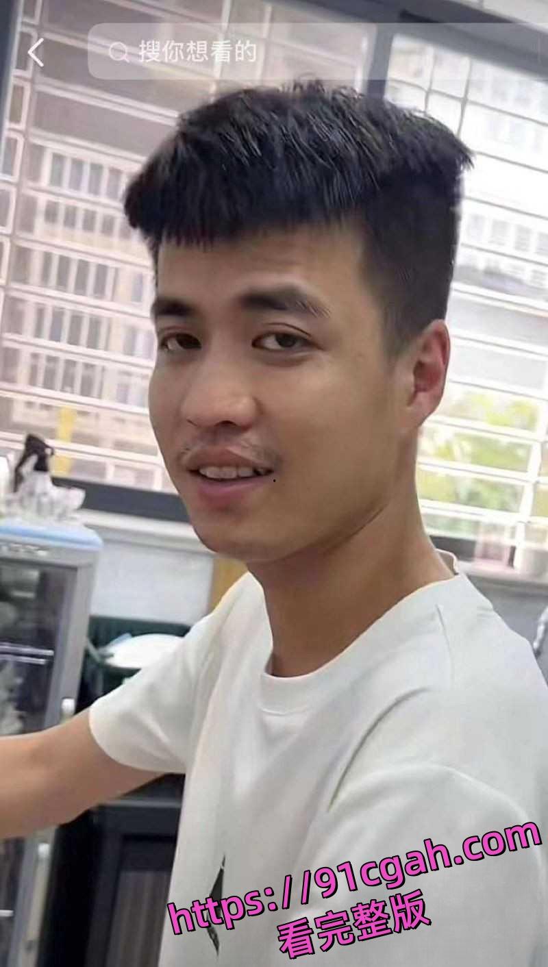 广东潮汕饶平县钱东镇服装店老板娘 许Mimi 婚内出轨 与情人开房被老公抓现行! 第1张 广东潮汕饶平县钱东镇服装店老板娘 许Mimi 婚内出轨 与情人开房被老公抓现行! 第1张