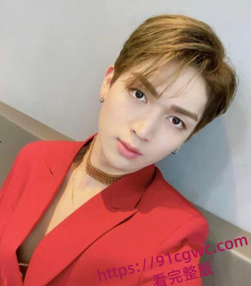 抖音360万粉网红ally惊天大瓜 38岁饥渴少妇 收下爱豆韩奎真礼物 不惜为爱冲锋跨国约炮 第4张 抖音360万粉网红ally惊天大瓜 38岁饥渴少妇 收下爱豆韩奎真礼物 不惜为爱冲锋跨国约炮 第4张