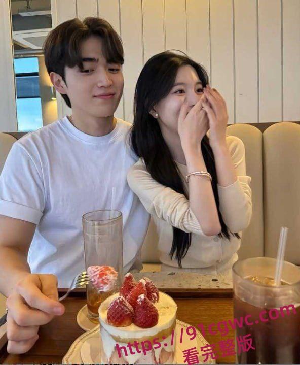 抖音360万粉网红ally惊天大瓜 38岁饥渴少妇 收下爱豆韩奎真礼物 不惜为爱冲锋跨国约炮 第9张 抖音360万粉网红ally惊天大瓜 38岁饥渴少妇 收下爱豆韩奎真礼物 不惜为爱冲锋跨国约炮 第9张