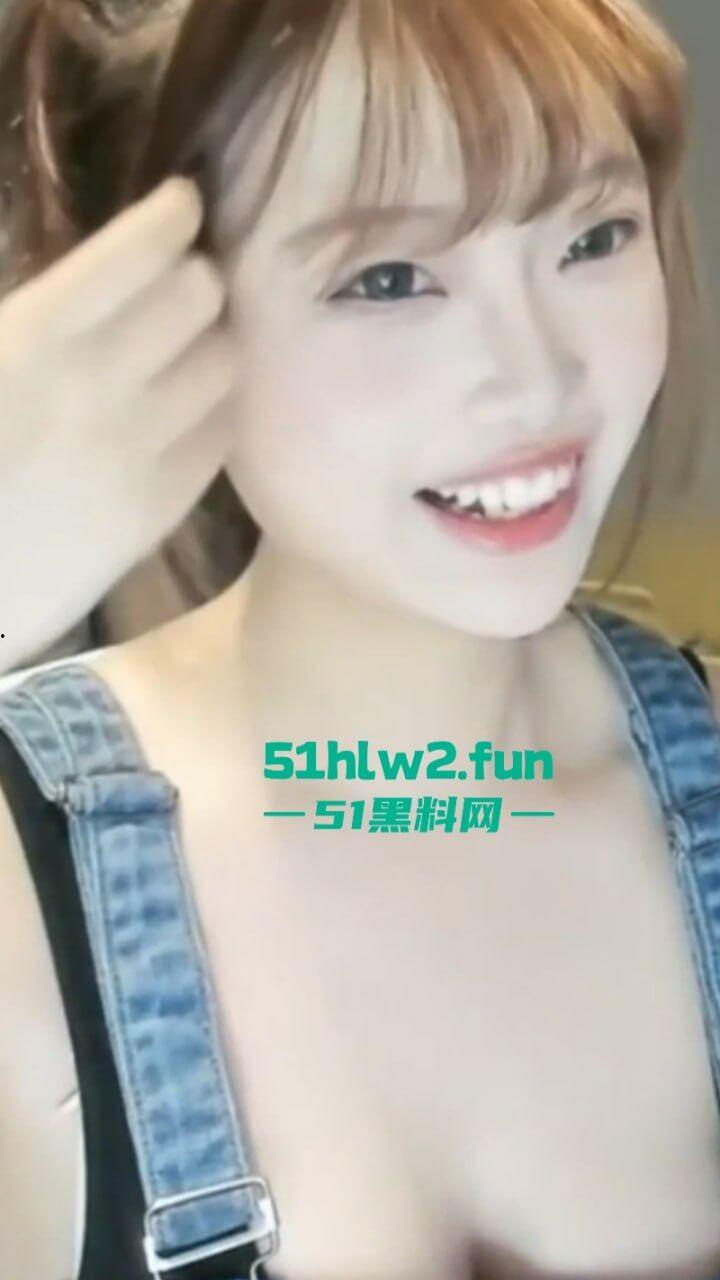 抖音清纯巨乳网红【39】私下泰国当性爱伴游被粉丝认出，揉奶抠穴无套爆性爱视频曝光。  第2张