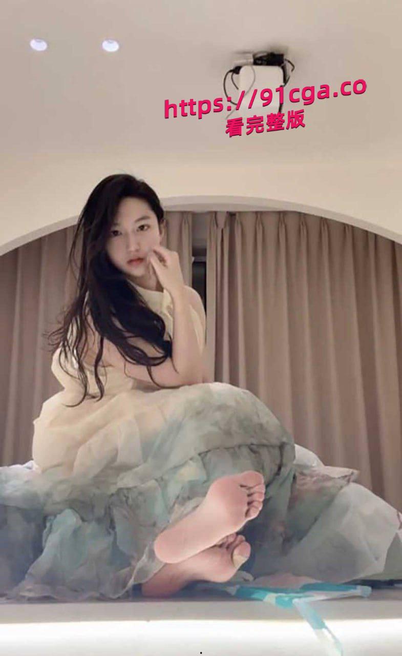 辽宁省锦州市目前是某技校在校大三大学生长相清纯甜美实则为小母狗,极为反差 #反差 #母狗 #大学生 #童颜巨乳 第1张 辽宁省锦州市目前是某技校在校大三大学生长相清纯甜美实则为小母狗,极为反差 #反差 #母狗 #大学生 #童颜巨乳 第1张