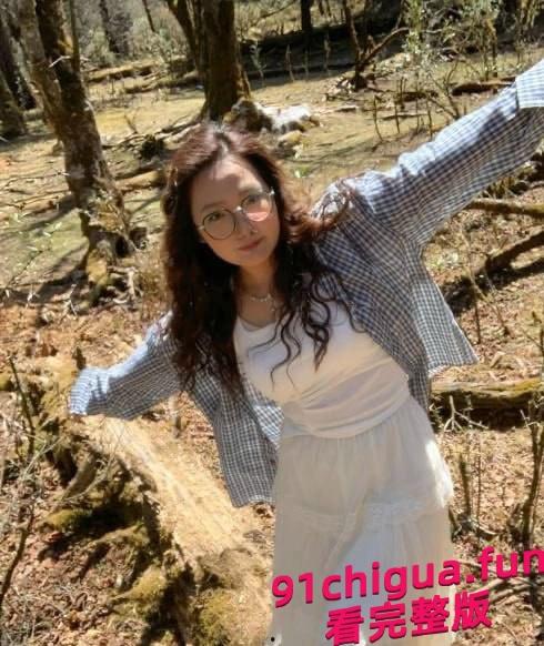 滇西应用技术大学05年清纯女大何一婷 小仙女约炮视频曝光 自述想玩多人运动 第7张 滇西应用技术大学05年清纯女大何一婷 小仙女约炮视频曝光 自述想玩多人运动 第7张