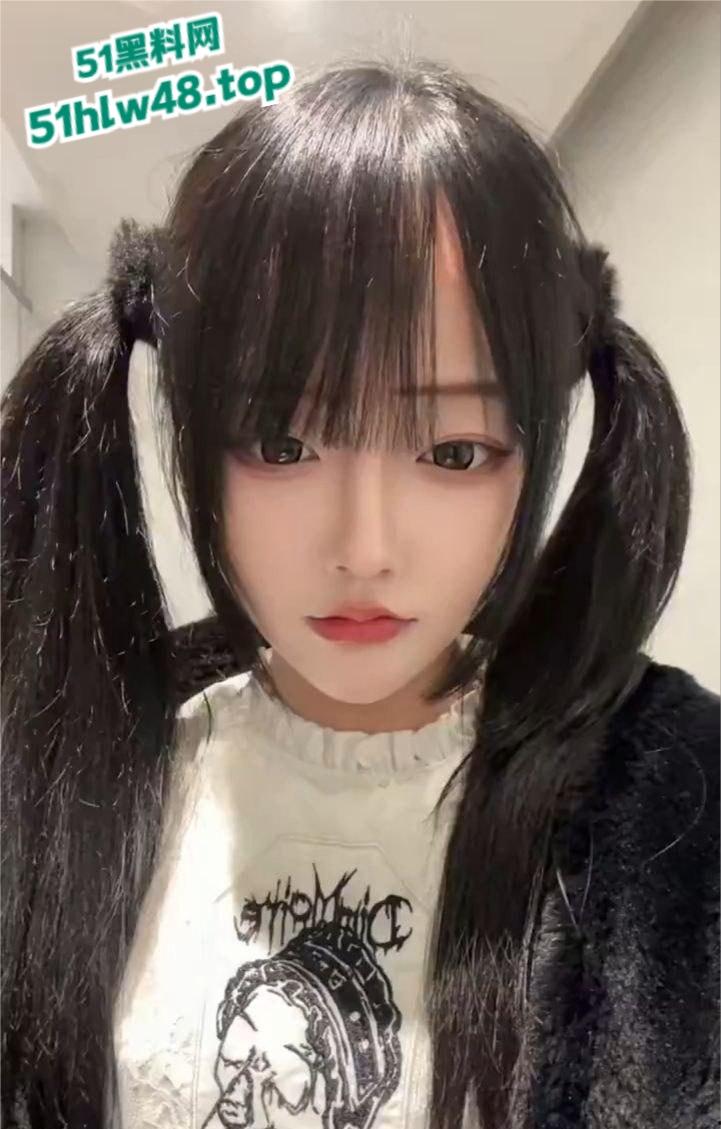 福建福清19岁嫩妹【顾茹馨】Cos骚母狗大尺度视频,性感Cos服裹着娇嫩肉体骚到极致! 第4张 福建福清19岁嫩妹【顾茹馨】Cos骚母狗大尺度视频,性感Cos服裹着娇嫩肉体骚到极致! 第4张