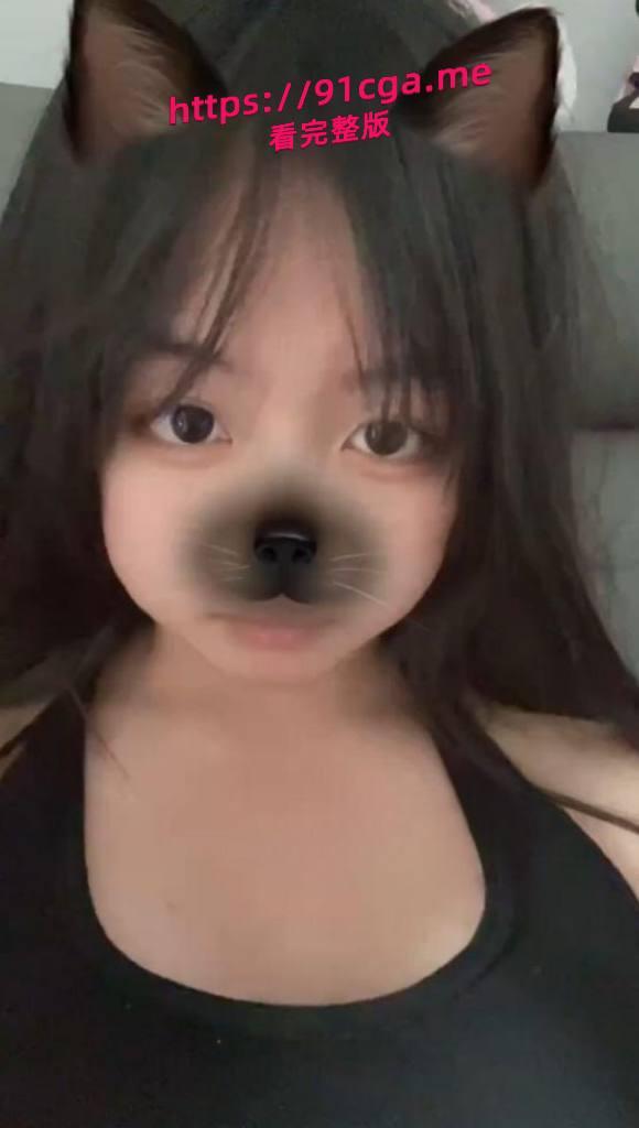 湖南株洲大学生刘怡婷，私密视频流出，只见她全裸着身体，对着镜头搔首弄姿  第2张