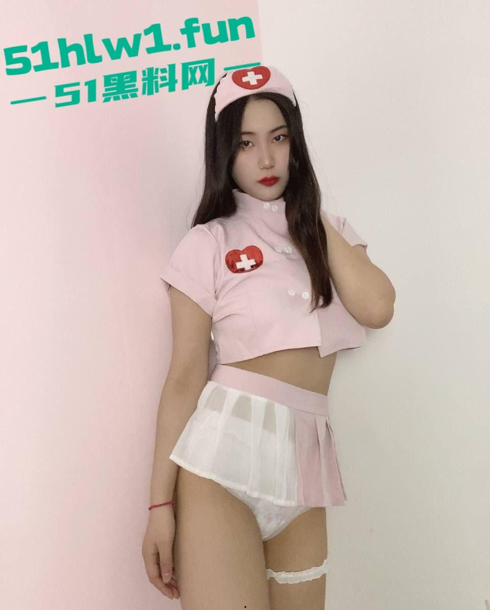 福建师范大学05后骚浪小母狗大曝光，被金主包养的大学生妹子，制服抖奶玩后入骚气冲天！  第5张