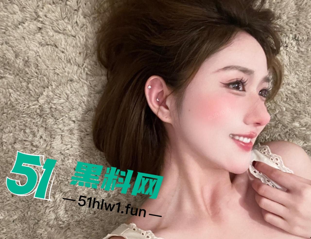 武汉研究生母狗【董彤瑶】高颜值模特身材御姐女神，大奶细腰美腿修长翘着美臀酒店约啪，被金主爸爸后入爆操。  第2张