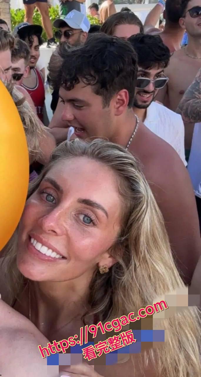 英国千人斩女星 邦妮·布鲁 最新挑战来袭 浴缸里倒满精液直播沐浴 第2张 英国千人斩女星 邦妮·布鲁 最新挑战来袭 浴缸里倒满精液直播沐浴 第2张