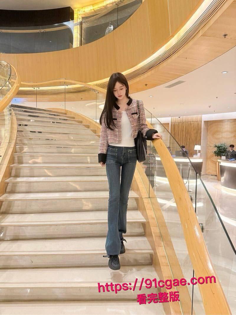 南宁顺丰物流专员陈晓雯出租屋黑料爆出!与肥丑上级激情啪啪,接吻亲奶舔逼操逼四件套! 第8张 南宁顺丰物流专员陈晓雯出租屋黑料爆出!与肥丑上级激情啪啪,接吻亲奶舔逼操逼四件套! 第8张